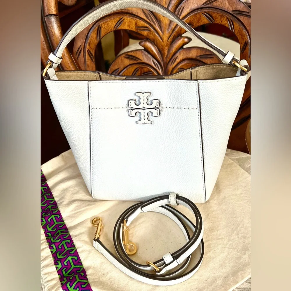 TORY BURCH White Mcgraw Bucket with Cross Body Strap & Dust bag